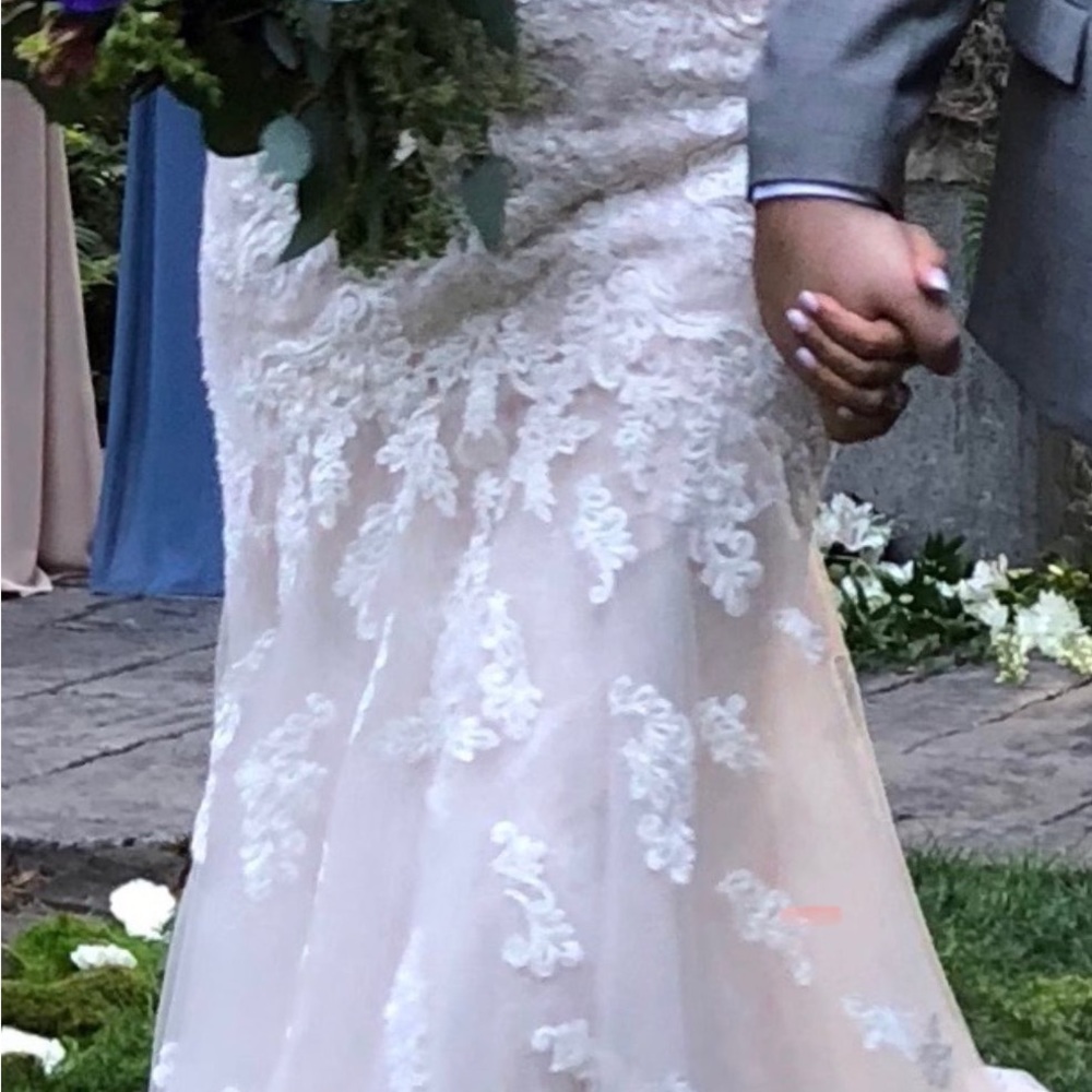 Stella York ivory/moscato wedding dress - Picture 4 of 6